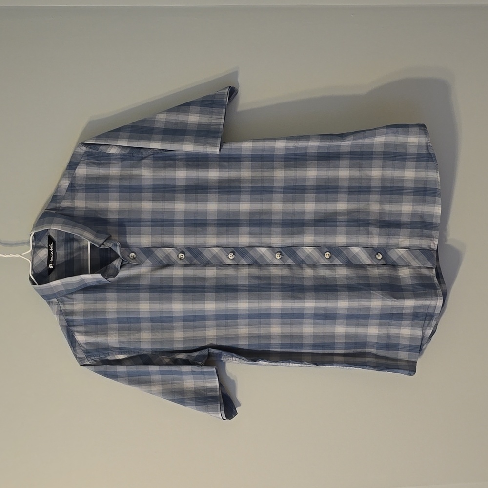 Travis Mathew Blue Plaid/Stripe Button Down Excellent Condition
